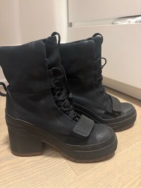 Black Platform Lace-Up Converse Ankle Boots